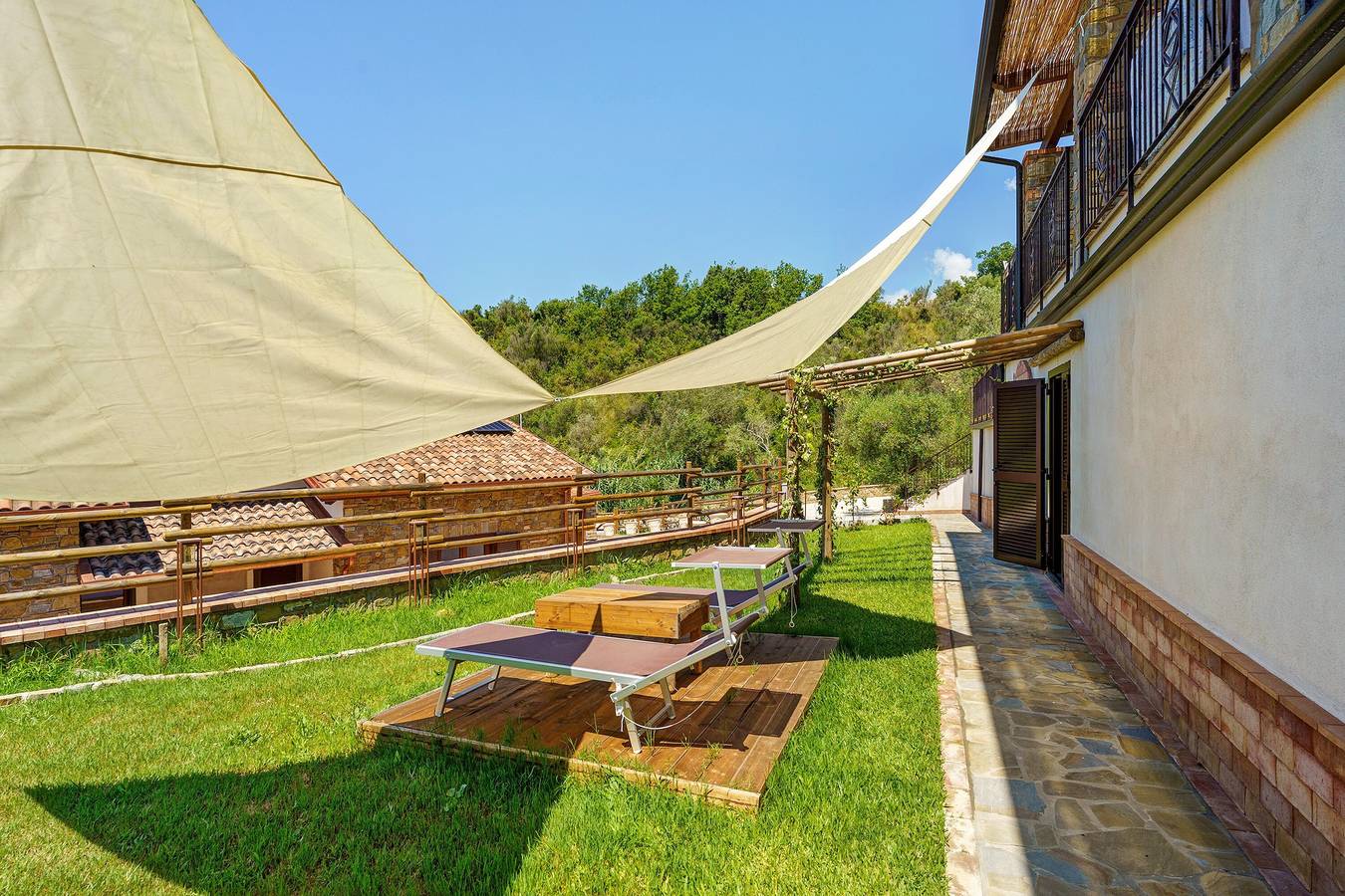 Ganze Wohnung, Apartment Calipso mit privatem Garten und Klimaanlage in Marina di Casal Velino, Casal Velino