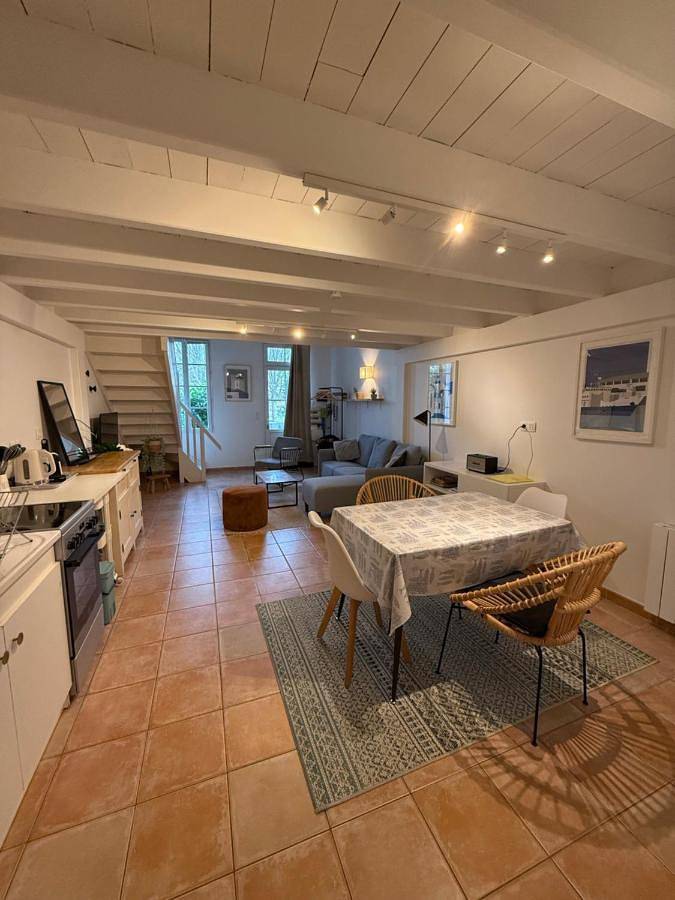 Location de vacances pour 4 personnes, avec terrasse dans Port Joinville - 3