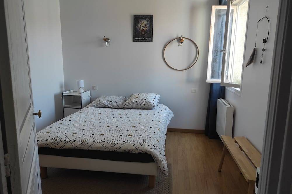 Ganze Wohnung, Bright, quiet 53 m2 apartment, conveniently located (port/market/royal harbor) in Rochefort, Rochefort und Umgebung