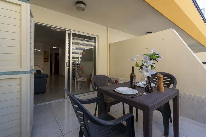 Gîte pour 4 personnes, avec piscine et jardin, adapté aux familles à Costa Adeje - 4