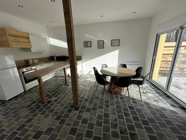 Gîte pour 10 personnes, avec piscine ainsi que vue et jardin à Éperlecques - 3