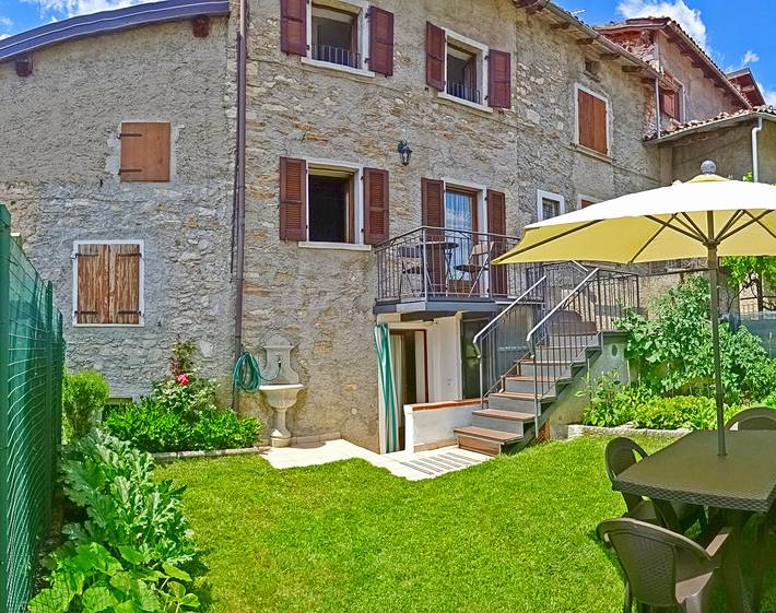 Casa vacanza per 6 persone, con vista lago e giardino nonché terrazza, con animali domestici - 1