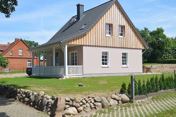 Bauernhof für 4 Personen, mit Terrasse und Garten in Hohenkirchen