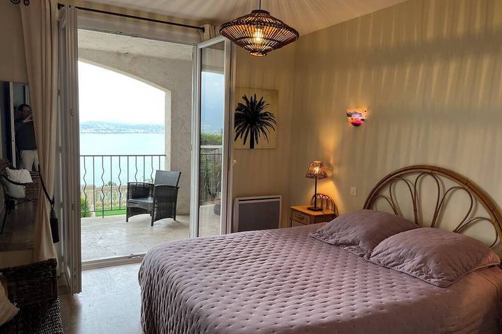 Villa pour 10 personnes, avec jacuzzi et jardin, animaux acceptés à Théoule-sur-Mer - 4