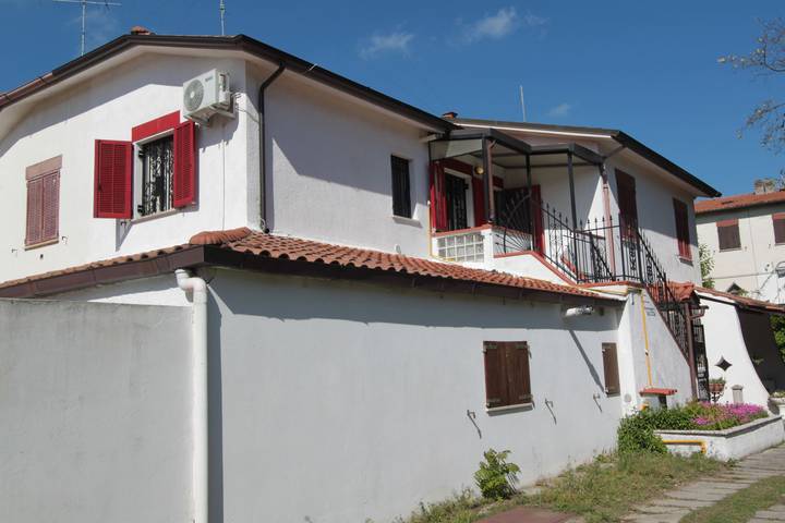 Entire holiday apartment, Villette Habitat - Habitat 81 in Comacchio, Ferrara Province