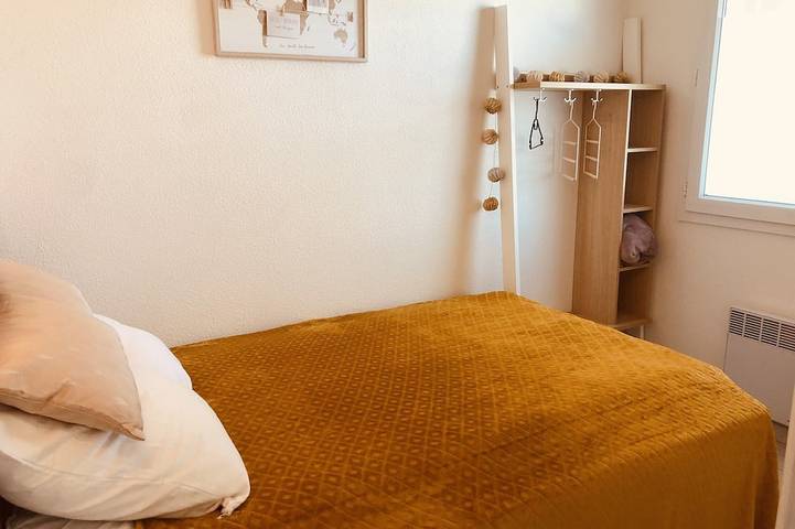 Entire apartment, Charming T2 with exceptional sea view in Cap d'Agde, Agde
