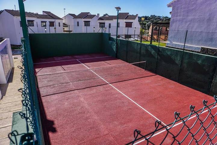 Casa rural para 6 personas, con Terraza además de Jardín y Piscina en El Ronquillo - 4