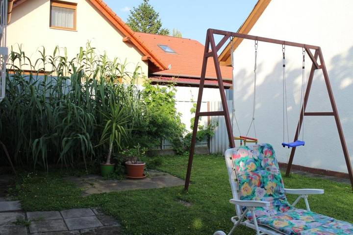 Ferienhaus für 5 Personen, mit Garten und Ausblick in Siofok - 4