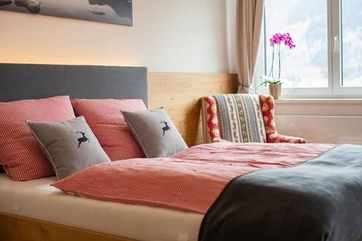 BnB für 3 Personen, mit Seeblick und Terrasse in Zell am See