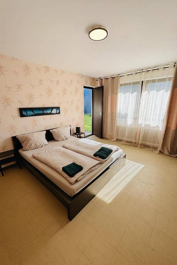 Ferienwohnung für 3 Personen, mit Terrasse und Ausblick - 1