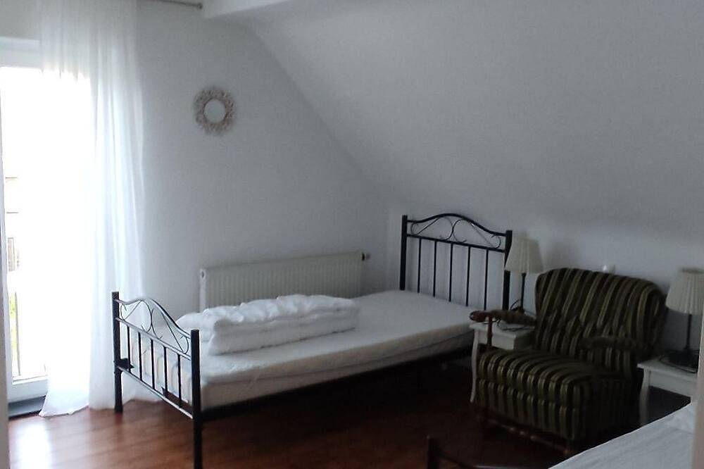 Ferienhaus Vogelsberg - 6-Bett,Ferienhaus Dusche/Wc, 3 Schlafräume in Mechernich, Naturpark Hohes Venn-Eifel