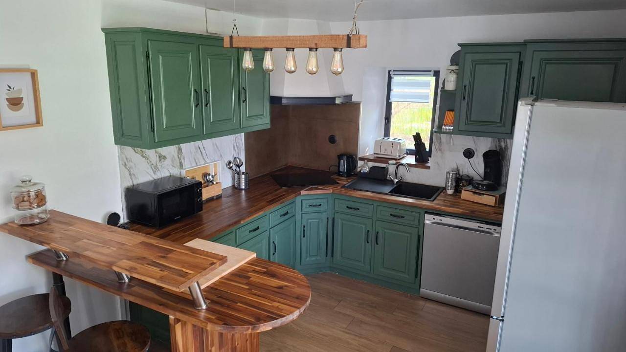 Three-Bedroom House in Huisnes-sur-Mer, Baie du Mont-Saint-Michel