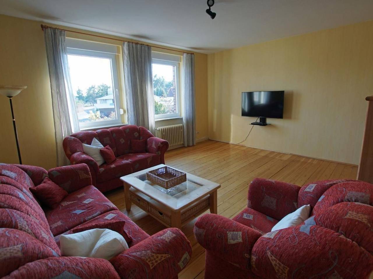 Ganze Wohnung, Gemütliche Ferienwohnung in Krina mit Garten und Grill in Muldestausee, Dübener Heide