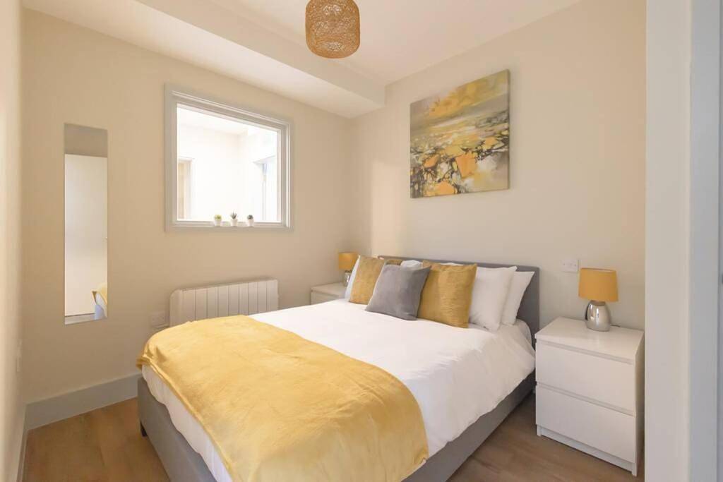 Entire apartment, One-Bedroom Apartment in Hereford, Herefordshire