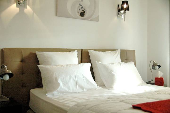 Location de vacances pour 4 personnes, avec sauna ainsi que piscine et jardin à Auriol - 3