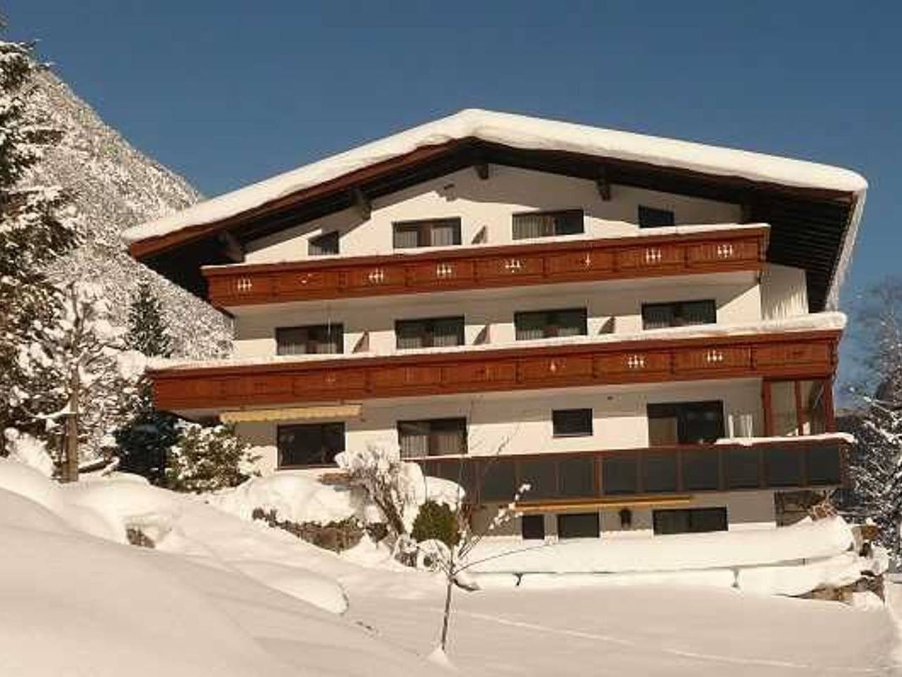 Ganze Ferienwohnung, Appartements Kella-Egg - Appartement Deluxe 3 Personen mit Terasse in Rätikon Gebirgsgruppe, Brand