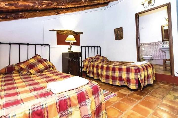 Gîte pour 20 personnes, avec balcon et jardin à Fuente Obejuna - 4