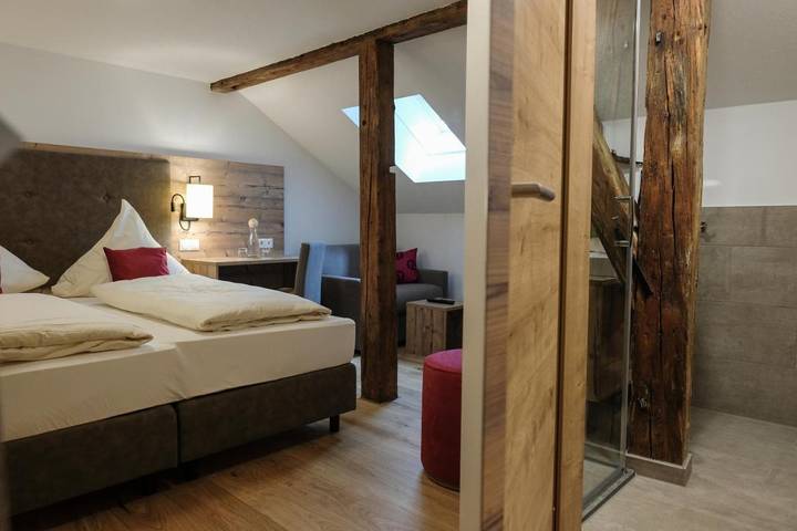 Hotel für 2 Personen, mit Garten und Sauna, kinderfreundlich in Schattwald