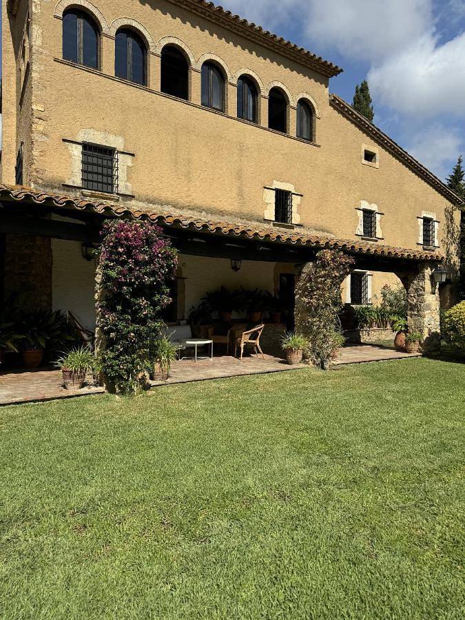 Casa rural para 8 personas, con Terraza y Jardín además de Piscina y Vistas en Montrás - 2