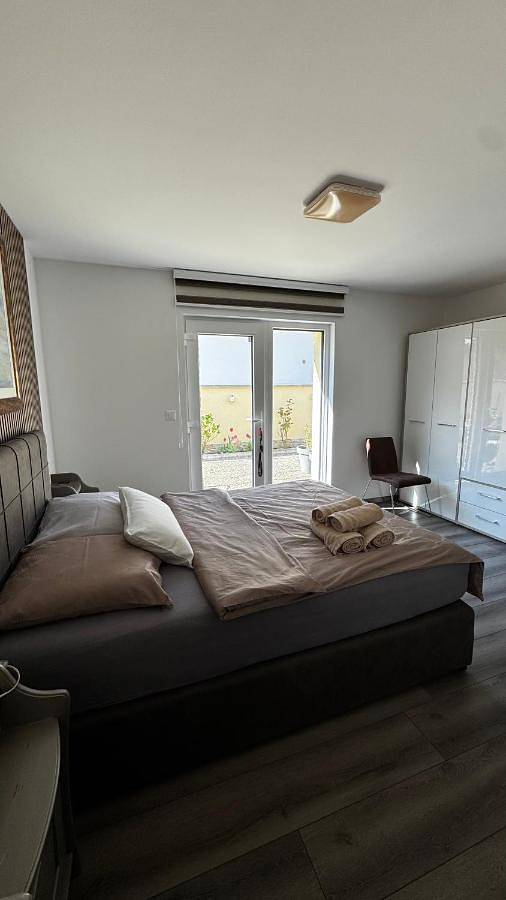 Gîte pour 2 personnes, avec terrasse et vue, animaux acceptés à Martigny - 2