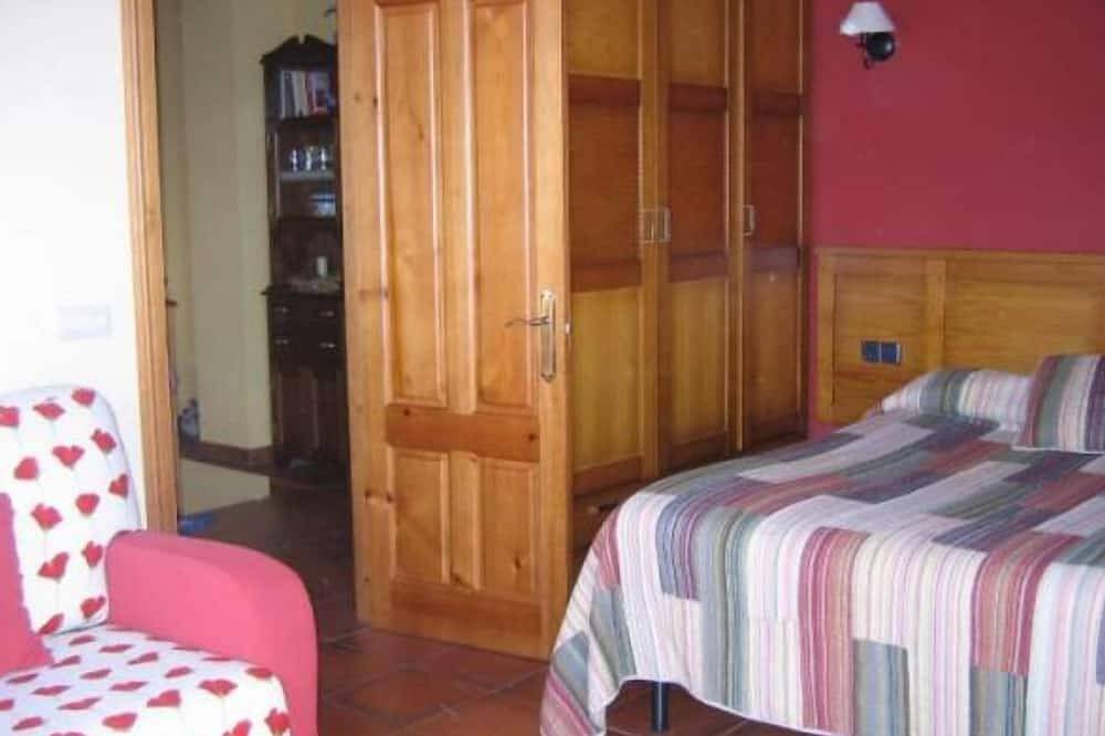 Casa Rural Juaco in Bimenes, Cordillera Cantábrica