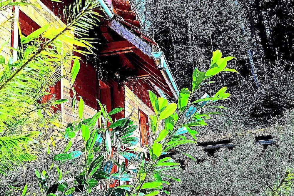 Domaine les lodges nature,private wellness, chalet de luxe en pleine nature in Soultzeren, Regionaler Naturpark Belchen der Vogesen