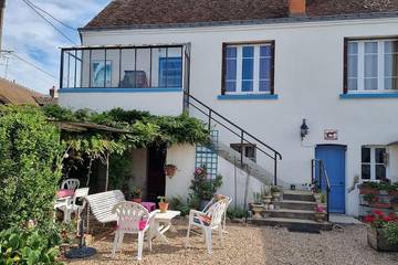 Gîte pour 4 personnes, avec vue et jardin à Mennetou-sur-Cher