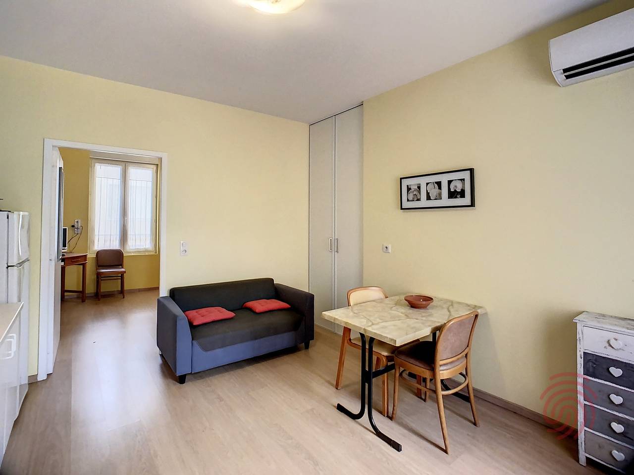 Appartement entier, Appartement F2 climatisé avec terrasse et parking, proche des Thermes et du centre - Lamalou les Bains in Lamalou-les-Bains, Région de Béziers