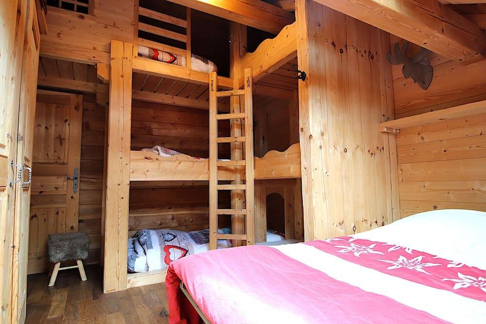 Chalet de prestige 18 people swimming pool jacuzzi sauna in Vars (station de ski), Vars