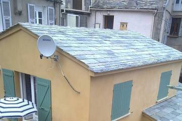 Gîte pour 4 personnes, avec terrasse dans Port d'Erbalunga