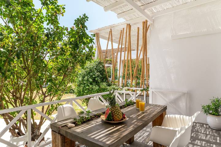 Location de vacances pour 4 personnes, avec jacuzzi et jardin dans Andros - 3