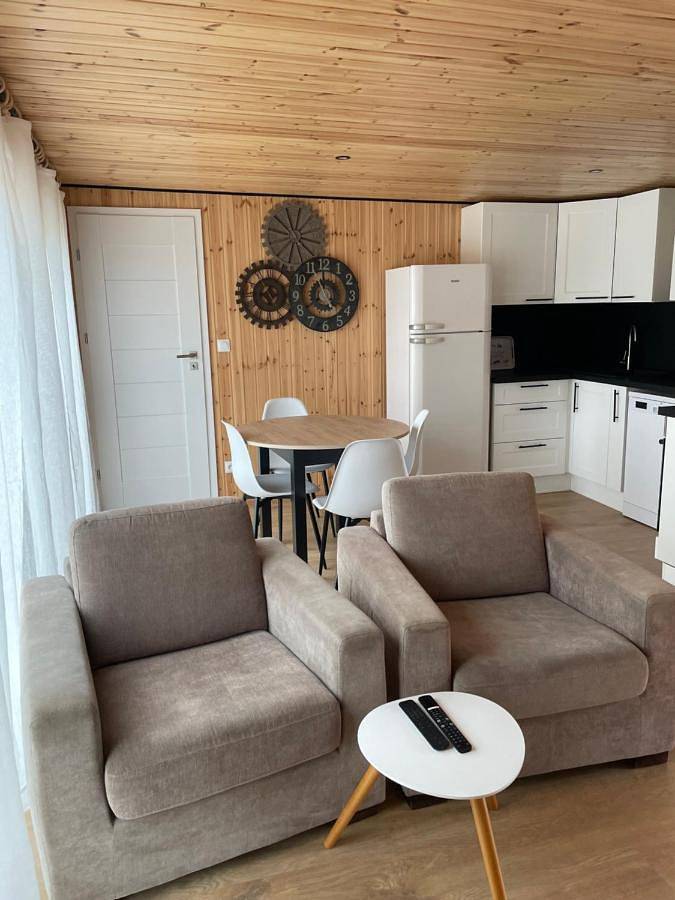 Gîte pour 4 personnes, avec terrasse à Biville-sur-Mer - 3