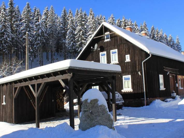 Location de vacances pour 12 personnes, avec Terrasse et Jardin à Klingenthal