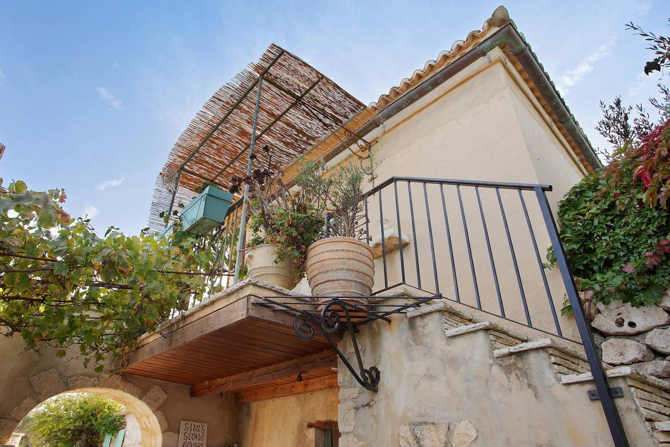 Greek Stone House 'Sira Stonehouse 3' with Sea View, Wi-Fi and Air Conditioning in Agios Nikolaos (Zakynthos), Zakynthos