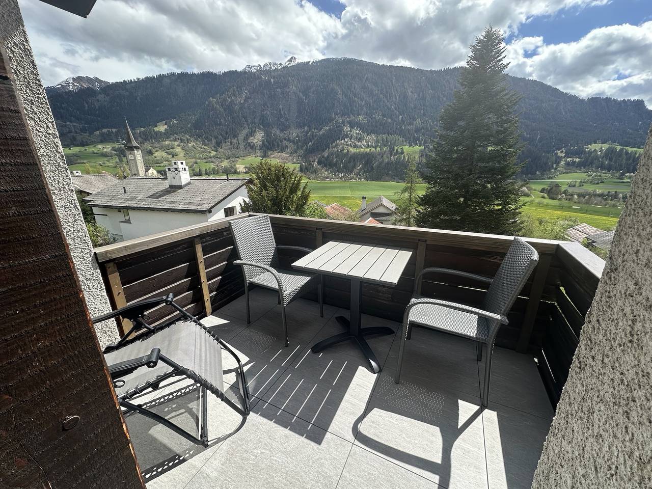 Ganze Ferienwohnung, Casa Vista Golf Sagogn - 3.5 Zimmerwohnung in Sagogn, Flims Laax Falera