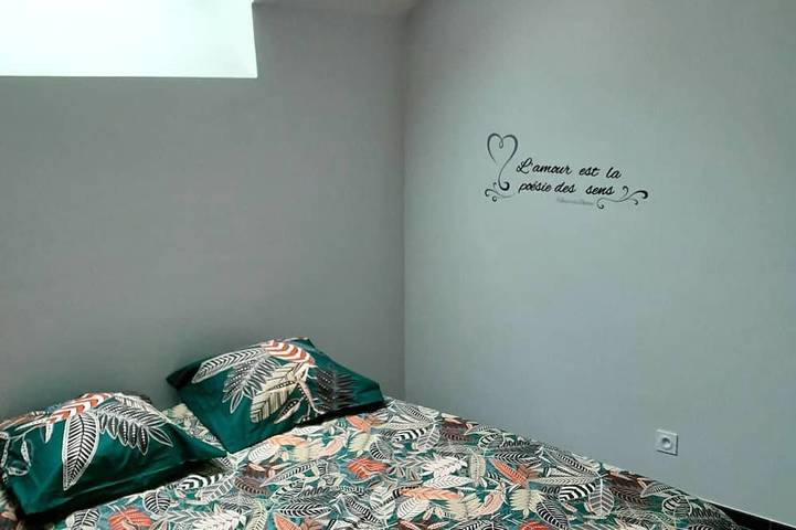 Gîte pour 6 personnes, avec jardin et terrasse à Argouges - 2