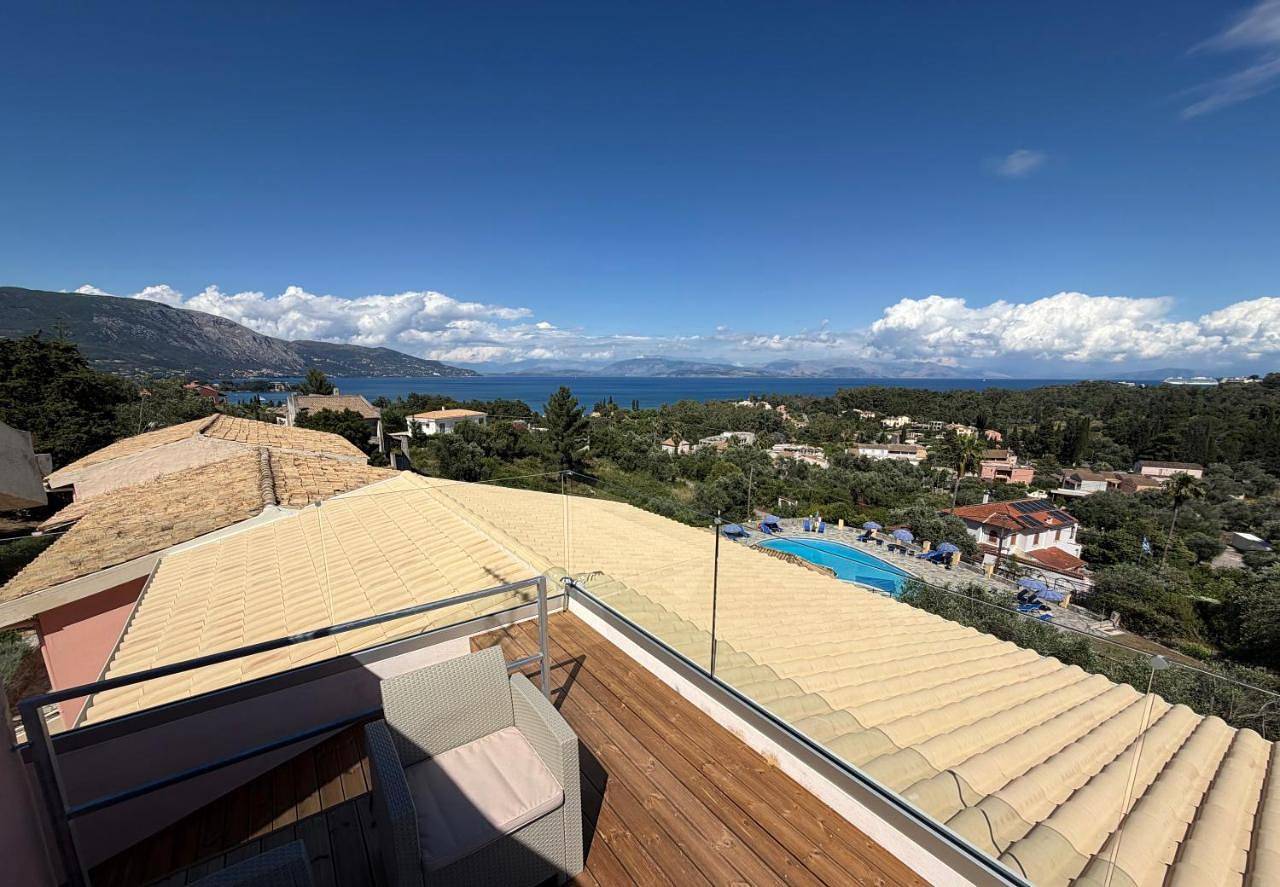 Penelope Apartment Hotel in Dassia, Corfou