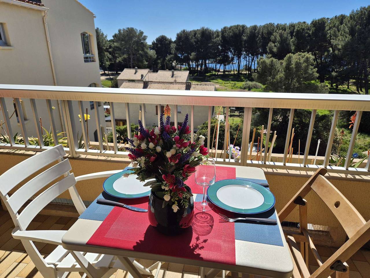 Ganzes Studio, Studio für 4 Personen mit Balkon in Saint-Mandrier-sur-Mer, Mittelmeerküste (Frankreich)