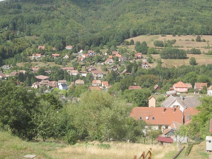 Gîte pour 6 personnes, avec Terrasse ainsi que Jardin et Vue à Fouchy