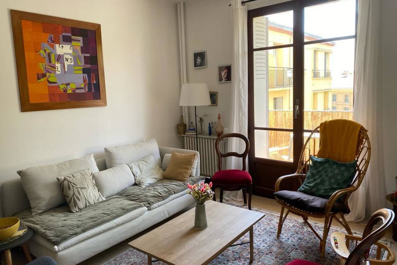 Appartement entier, Bel appartement climatisé avec terrasse à Aix in Aix-en-Provence, Côte méditerranéenne (France)