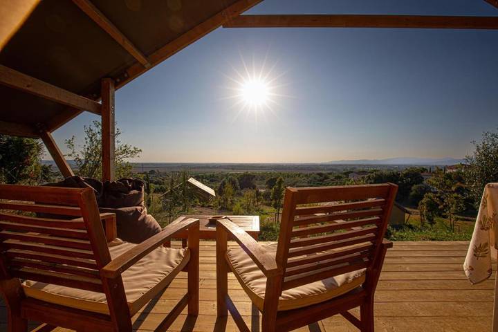 Camping für 5 Personen, mit Ausblick und Pool sowie Garten, mit Haustier in Grosseto