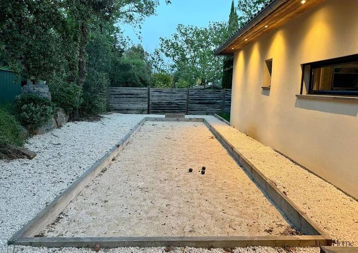 Location de vacances pour 10 personnes, avec piscine et terrasse à Pougnadoresse - 3