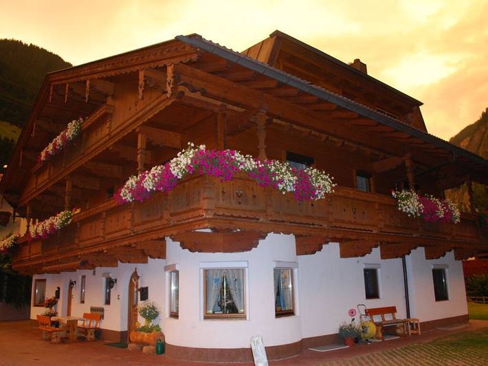 Ferienhaus für 10 Personen, mit Balkon in Finkenberg - 2