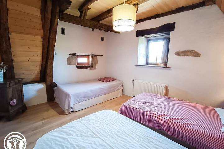 Location de vacances pour 8 personnes, avec jardin dans Corn - 4