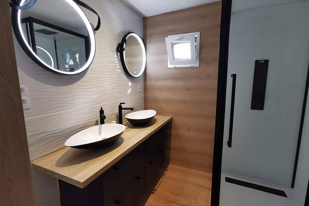 Junior suite, con terraza y spa: Lodge “La Compagnie des Indes” in Ambon, Côte des Mégalithes