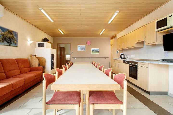 Ferienwohnung für 12 Personen, mit Kinderpool und Garten sowie Sauna, kinderfreundlich in Deggenhausertal - 4