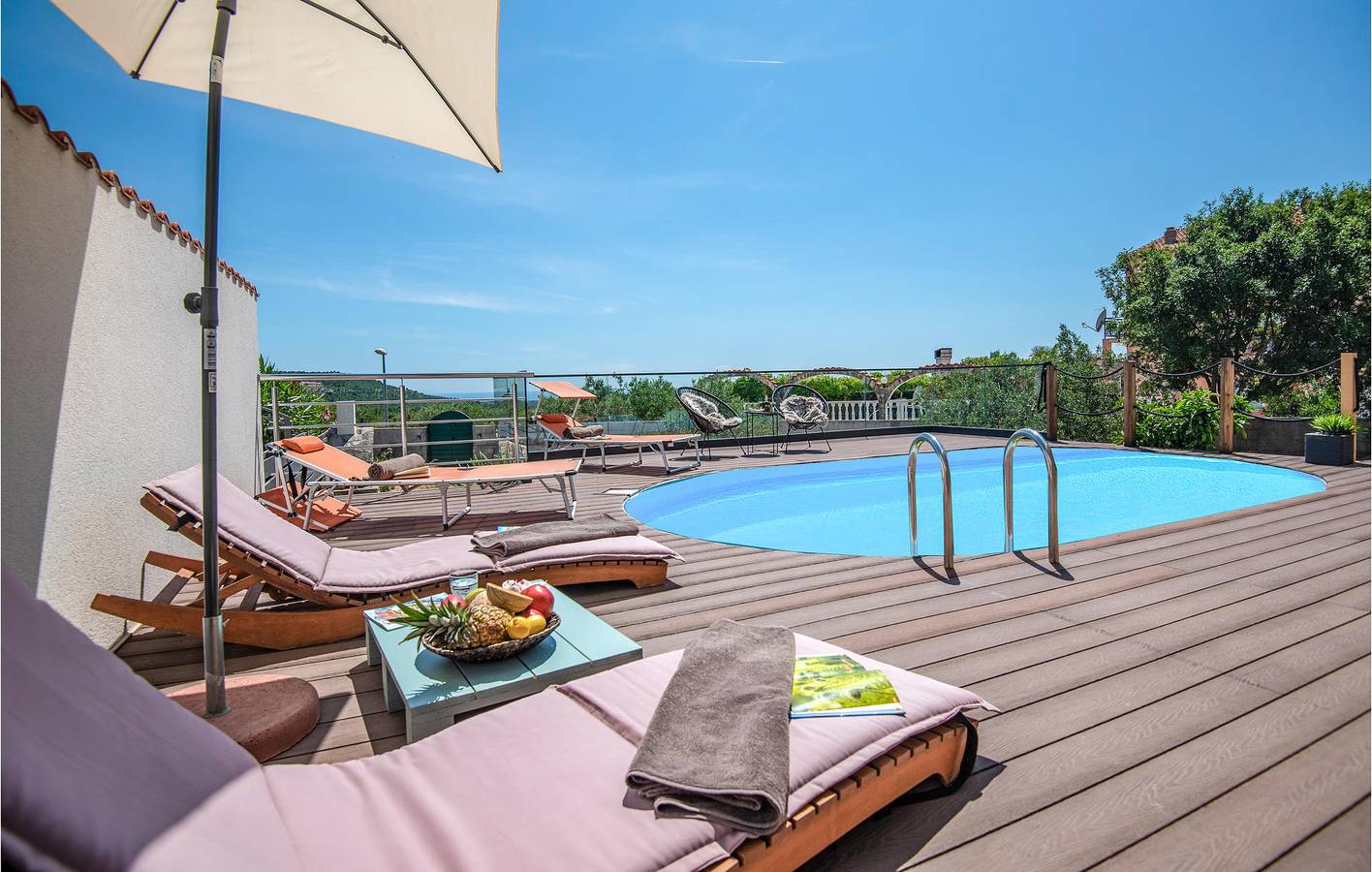 Feriehus for 8 personer med badebasseng in Primosten, Šibenik-Knin