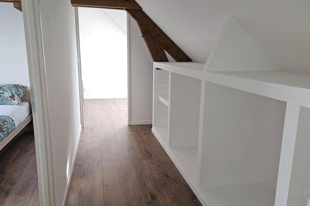 Appartement entier, Two-Bedroom Apartment in Villers-Carbonnel, Région de Péronne