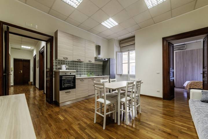 Apartment for 2 people, with balcony/terrace in Rome