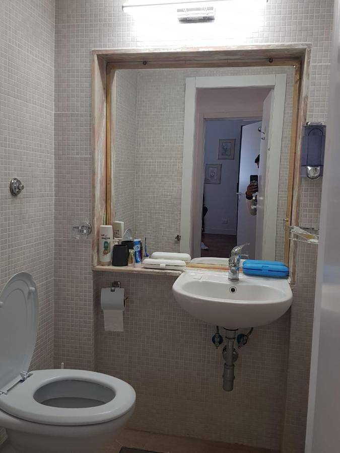Guesthouse for 4 people with balcony in Rome, Rome Province
